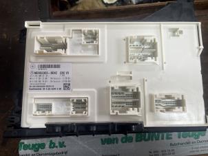 Gebruikte Computer Body Control Mercedes A (W176) 1.6 A-180 16V Prijs € 105,00 Margeregeling aangeboden door van de Bunte Teuge B.V.
