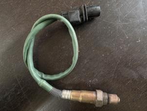 Gebruikte Lambda Sonde Mercedes A (W176) 1.6 A-180 16V Prijs € 26,25 Margeregeling aangeboden door van de Bunte Teuge B.V.
