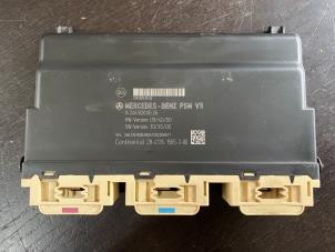 Gebruikte Stoelverwarmings module Mercedes A (W176) 1.6 A-180 16V Prijs € 52,50 Margeregeling aangeboden door van de Bunte Teuge B.V.