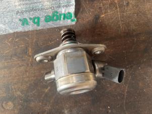 Gebruikte Benzinepomp Mercedes A (W176) 1.6 A-180 16V Prijs € 157,50 Margeregeling aangeboden door van de Bunte Teuge B.V.