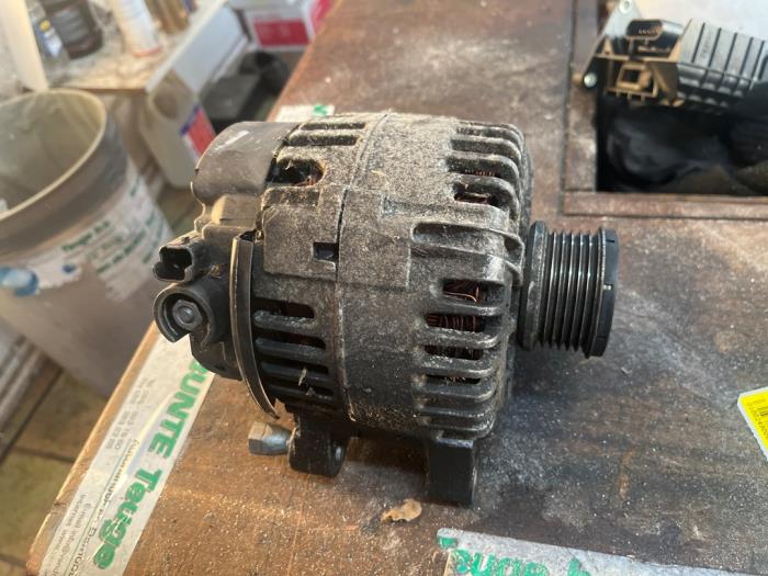 Gebruikte Dynamo Fiat Scudo (270) 1.6 D Multijet Prijs € 99,75 Margeregeling aangeboden door van de Bunte Teuge B.V.