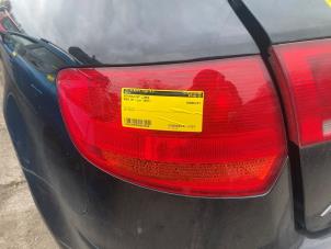 Gebruikte Achterlicht links Audi A3 Sportback (8PA) 1.8 TFSI 16V Prijs € 35,00 Margeregeling aangeboden door van de Bunte Teuge B.V.