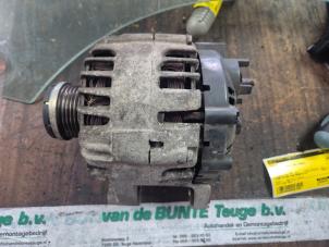 Gebruikte Dynamo Opel Insignia 1.4 Turbo 16V Ecotec Prijs € 52,50 Margeregeling aangeboden door van de Bunte Teuge B.V.