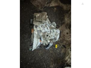 Gebruikte Versnellingsbak Hyundai i30 (GDHB5) 1.4 16V Prijs € 350,00 Margeregeling aangeboden door van de Bunte Teuge B.V.