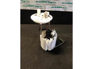 Gebruikte Tank element Pomp Opel Insignia 1.4 Turbo 16V Ecotec Prijs € 73,50 Margeregeling aangeboden door van de Bunte Teuge B.V.