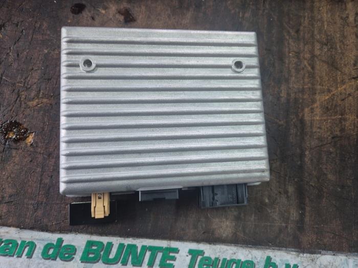 Gebruikte Bluetooth module Opel Insignia 1.4 Turbo 16V Ecotec Prijs € 105,00 Margeregeling aangeboden door van de Bunte Teuge B.V.