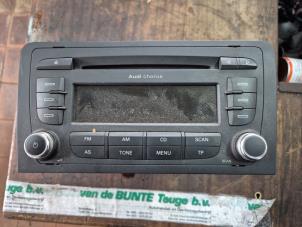 Gebruikte Radio CD Speler Audi A3 Sportback (8PA) 1.6 TDI 16V Prijs € 78,75 Margeregeling aangeboden door van de Bunte Teuge B.V.