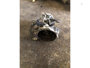 Gebruikte Versnellingsbak Audi A3 Sportback (8PA) 1.6 TDI 16V Prijs € 420,00 Margeregeling aangeboden door van de Bunte Teuge B.V.