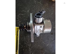 Gebruikte Hogedrukpomp Citroen C4 Cactus (0B/0P) 1.2 PureTech 110 12V Prijs € 157,50 Margeregeling aangeboden door van de Bunte Teuge B.V.