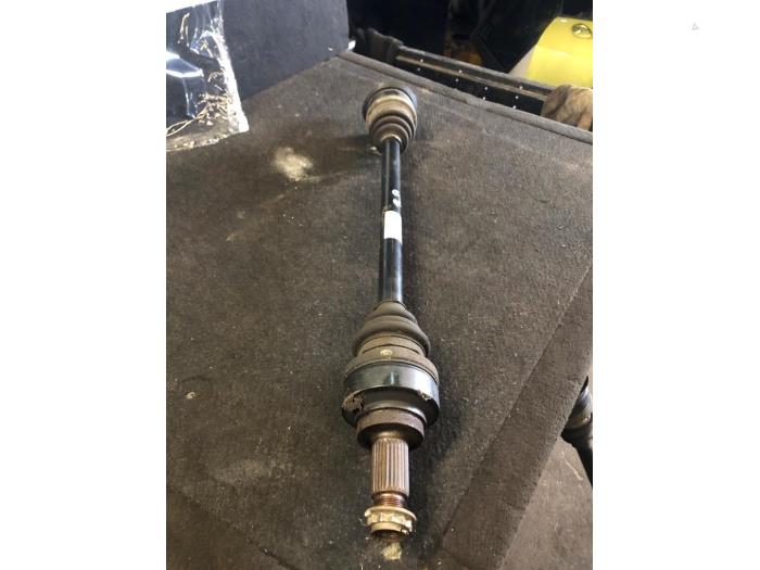 Gebruikte Steekas rechts-achter BMW 1 serie (F20) 116i 1.6 16V Prijs € 105,00 Margeregeling aangeboden door van de Bunte Teuge B.V.