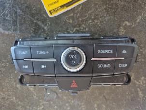 Gebruikte Regelunit Multi Media Ford Focus 3 Wagon 1.0 Ti-VCT EcoBoost 12V 125 Prijs € 52,50 Margeregeling aangeboden door van de Bunte Teuge B.V.