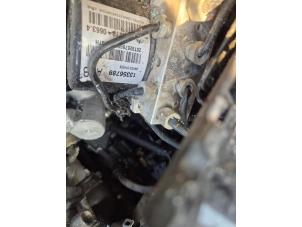 Gebruikte ABS Pomp Opel Astra J Sports Tourer (PD8/PE8/PF8) 1.7 CDTi 16V Prijs € 157,50 Margeregeling aangeboden door van de Bunte Teuge B.V.