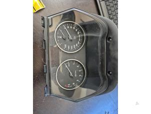 Gebruikte Kilometerteller KM BMW 1 serie (F20) 114i 1.6 16V Prijs € 105,00 Margeregeling aangeboden door van de Bunte Teuge B.V.