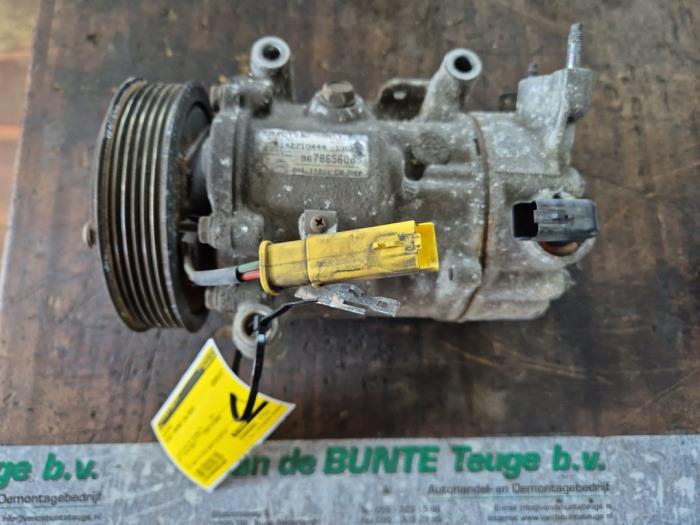 Gebruikte Aircopomp Peugeot Partner (GC/GF/GG/GJ/GK) 1.6 HDI 90 Prijs € 105,00 Margeregeling aangeboden door van de Bunte Teuge B.V.
