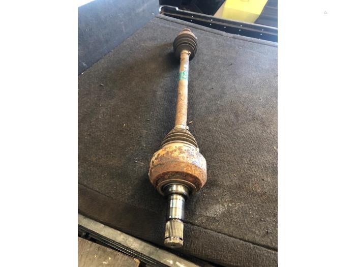 Gebruikte Steekas links-achter Mercedes ML II (164/4JG) 3.0 ML-320 CDI 4-Matic V6 24V Prijs op aanvraag aangeboden door van de Bunte Teuge B.V.