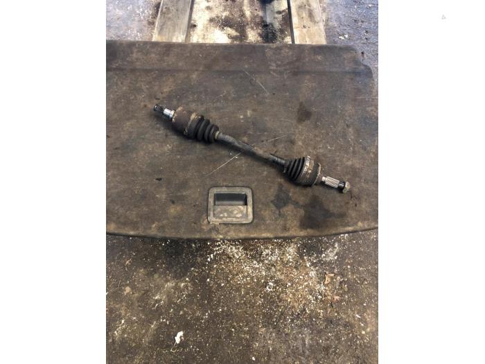 Gebruikte Steekas links-voor Suzuki Wagon-R+ (RB) 1.3 16V Prijs € 105,00 Margeregeling aangeboden door van de Bunte Teuge B.V.