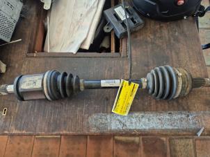 Gebruikte Steekas links-voor BMW X3 (E83) 2.0d 16V Prijs € 78,75 Margeregeling aangeboden door van de Bunte Teuge B.V.