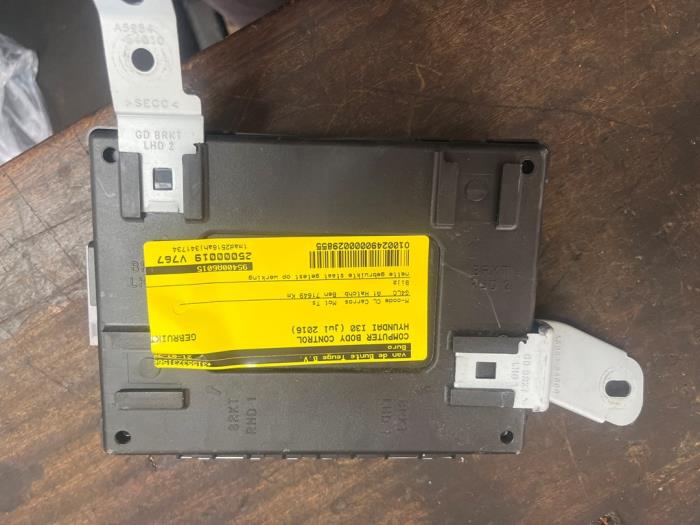 Gebruikte Computer Body Control Hyundai i30 (GDHB5) 1.4 16V Prijs € 105,00 Margeregeling aangeboden door van de Bunte Teuge B.V.
