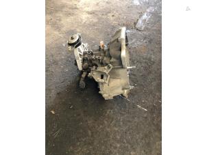 Gebruikte Versnellingsbak Fiat 500 Abarth Prijs € 524,99 Margeregeling aangeboden door van de Bunte Teuge B.V.