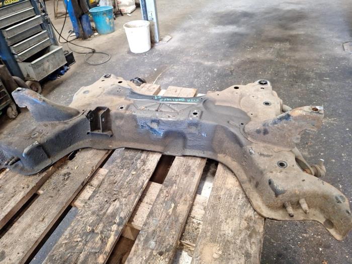 Subframe Citroen Berlingo, 2008 / 2021 1.6 Hdi 75 16V Phase 1, Bestel, Diesel, 1.560cc, 55kW (75pk), FWD, DV6BUTED4; 9HT, 2008-04 / 2018-12 (Gebruikt)
