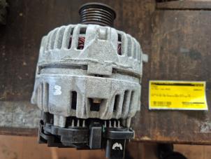 Gebruikte Dynamo Volkswagen Polo V (6R) 1.4 16V Prijs € 52,50 Margeregeling aangeboden door van de Bunte Teuge B.V.