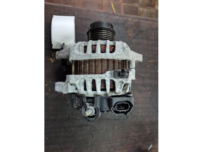 Gebruikte Dynamo Hyundai iX20 (JC) 1.6i 16V Prijs € 78,75 Margeregeling aangeboden door van de Bunte Teuge B.V.