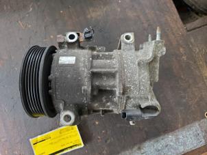 Gebruikte Aircopomp Peugeot 308 (4A/C) 1.4 VTI 16V Prijs € 131,25 Margeregeling aangeboden door van de Bunte Teuge B.V.