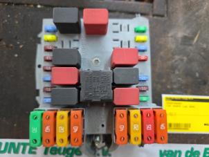 Gebruikte Zekeringkast Fiat Ducato (250) 2.3 D 130 Multijet 4x4 Prijs € 204,75 Margeregeling aangeboden door van de Bunte Teuge B.V.