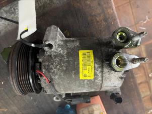 Gebruikte Aircopomp Ford Focus 3 Wagon 1.0 Ti-VCT EcoBoost 12V 125 Prijs € 131,25 Margeregeling aangeboden door van de Bunte Teuge B.V.