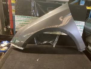 Gebruikte Scherm links-voor Ford Focus 3 Wagon 1.0 Ti-VCT EcoBoost 12V 125 Prijs € 105,00 Margeregeling aangeboden door van de Bunte Teuge B.V.