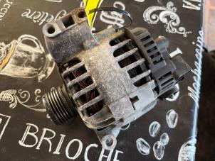 Gebruikte Alternator Mercedes B (W245) 2.0 B-200 16V Turbo Prijs € 99,75 Margeregeling aangeboden door van de Bunte Teuge B.V.