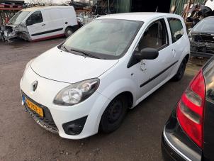 Gebruikte Linker Koplamp Renault Twingo II (CN) 1.2 16V Prijs € 94,50 Margeregeling aangeboden door van de Bunte Teuge B.V.