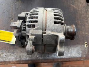 Gebruikte Dynamo Audi A4 Avant (B8) 2.0 TDI 16V Prijs € 78,75 Margeregeling aangeboden door van de Bunte Teuge B.V.