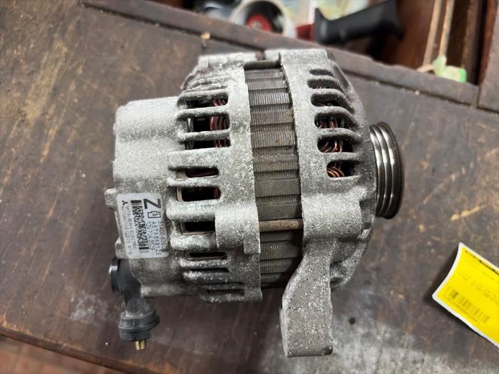 Gebruikte Dynamo Suzuki Wagon-R+ (RB) 1.3 16V Prijs € 52,50 Margeregeling aangeboden door van de Bunte Teuge B.V.