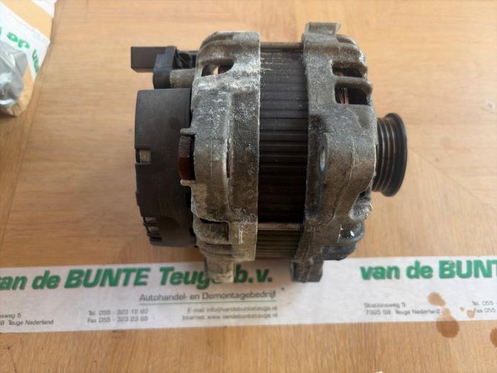 Gebruikte Dynamo Landrover Discovery Sport (LC) 2.0 TD4 150 16V Prijs € 157,50 Margeregeling aangeboden door van de Bunte Teuge B.V.