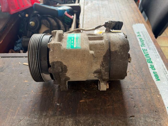 Gebruikte Aircopomp Volkswagen Caddy III (2KA,2KH,2CA,2CH) 2.0 SDI Prijs € 78,75 Margeregeling aangeboden door van de Bunte Teuge B.V.