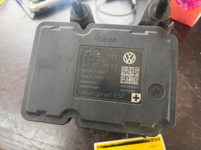Gebruikte ABS Pomp Volkswagen Touran (1T3) 1.4 16V TSI 140 Prijs € 262,50 Margeregeling aangeboden door van de Bunte Teuge B.V.