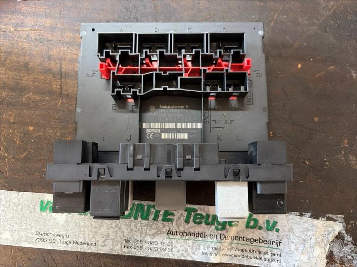Gebruikte Boordcomputer Volkswagen Caddy Combi III (2KB,2KJ) 1.4 16V Prijs € 78,75 Margeregeling aangeboden door van de Bunte Teuge B.V.