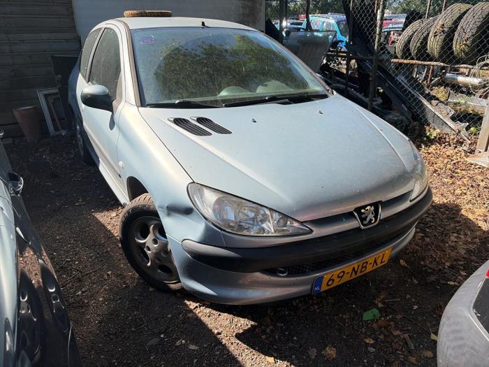 Gebruikte Versnellingsbak Peugeot 206 (2A/C/H/J/S) 1.6 XS,XT Prijs € 204,75 Margeregeling aangeboden door van de Bunte Teuge B.V.