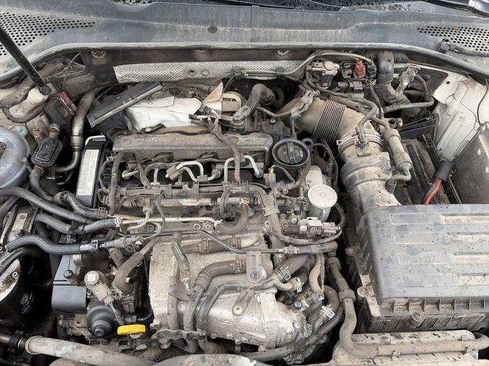 Gebruikte Automaatbak Volkswagen Golf VII Variant (AUVV) 2.0 TDI 150 16V Prijs € 1.312,50 Margeregeling aangeboden door van de Bunte Teuge B.V.
