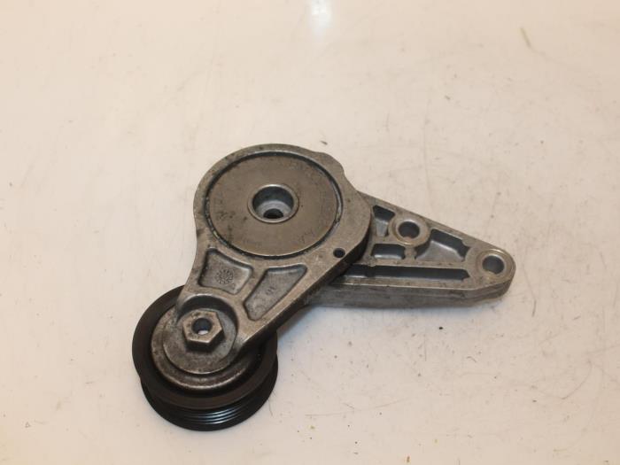 Gebruikte Spanner multiriem Volvo S80 (AR/AS) 1.6 T4 Flexifuel Prijs op aanvraag aangeboden door Van Gils Automotive