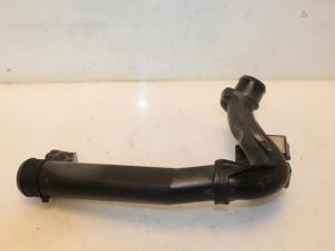 Gebruikte Intercooler Buis Citroen C5 III Berline (RD) 2.0 BlueHDi 180 16V Prijs € 30,00 Margeregeling aangeboden door Van Gils Automotive