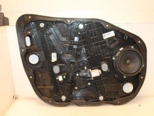 Gebruikte Ruitmechaniek 4Deurs links-voor Kia Niro I (DE) 1.6 GDI Hybrid Prijs € 164,56 Inclusief btw aangeboden door Van Gils Automotive