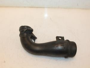 Gebruikte Intercooler Buis Citroen C5 III Tourer (RW) 3.0 HDiF V6 24V Prijs € 30,00 Margeregeling aangeboden door Van Gils Automotive