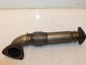 Gebruikte Uitlaatspruitstuk Audi A4 Avant (B8) 2.7 TDI V6 24V Prijs € 65,00 Margeregeling aangeboden door Van Gils Automotive