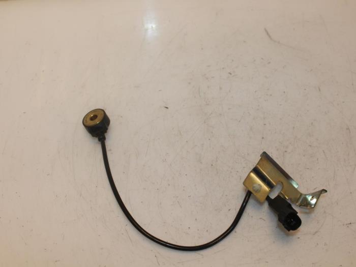 Pingelsensor van een Opel Agila (B) 1.0 12V 2013