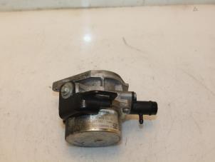Gebruikte Vacuumpomp (Diesel) Renault Megane III Grandtour (KZ) 1.5 dCi 110 Prijs € 43,00 Margeregeling aangeboden door Van Gils Automotive