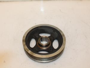 Gebruikte Krukas Poelie Toyota RAV4 (A4) 2.0 D-4D 16V 4x2 Prijs € 30,00 Margeregeling aangeboden door Van Gils Automotive