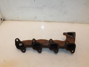 Gebruikte Uitlaatspruitstuk Toyota RAV4 (A4) 2.0 D-4D 16V 4x2 Prijs € 30,00 Margeregeling aangeboden door Van Gils Automotive