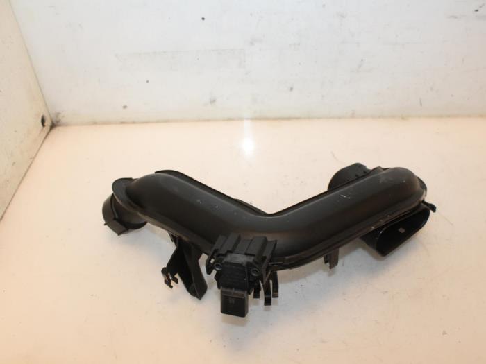 Gebruikte Intercooler Buis Volkswagen Polo VI (AW1) 1.0 TGI 12V Prijs € 38,72 Inclusief btw aangeboden door Van Gils Automotive